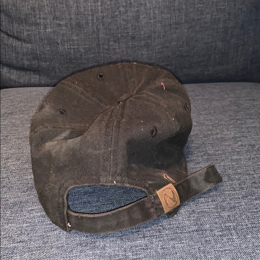 PLUG HAT - Picture 2 of 2